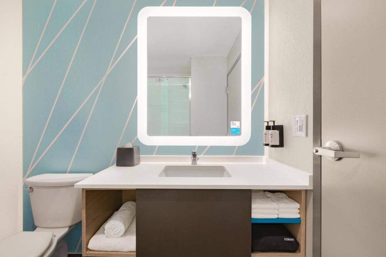 Hotel Avid North By Ihg 2*